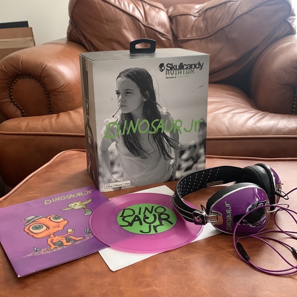 Skullcandy Other - Dinosaur Jr Skullcandy limited edition aviator headphones and 7” inch vinyl